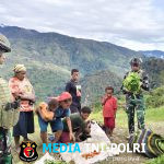 Demi Rakyat! Prajurit TNI Turun Langsung Borong Hasil Bumi Papua