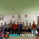 Bhabinkamtibmas Wakili Kapolsek Sengah Temila di Acara Kelulusan SMP GKE Sidas