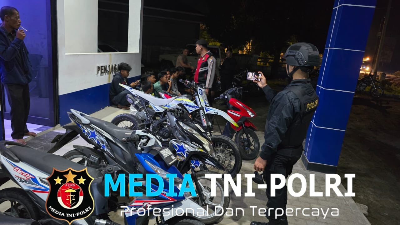 Patroli Blue Light dan Tim Samapta Polres Simalungun Amankan 20 Orang dan 8 Sepeda Motor, Cegah Kejahatan Jalanan