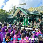 Penuh Keceriaan, Satgas Pamtas Yonarmed 11 Kostrad Edukasi Anak-anak tentang Profesi TNI di Perbatasan