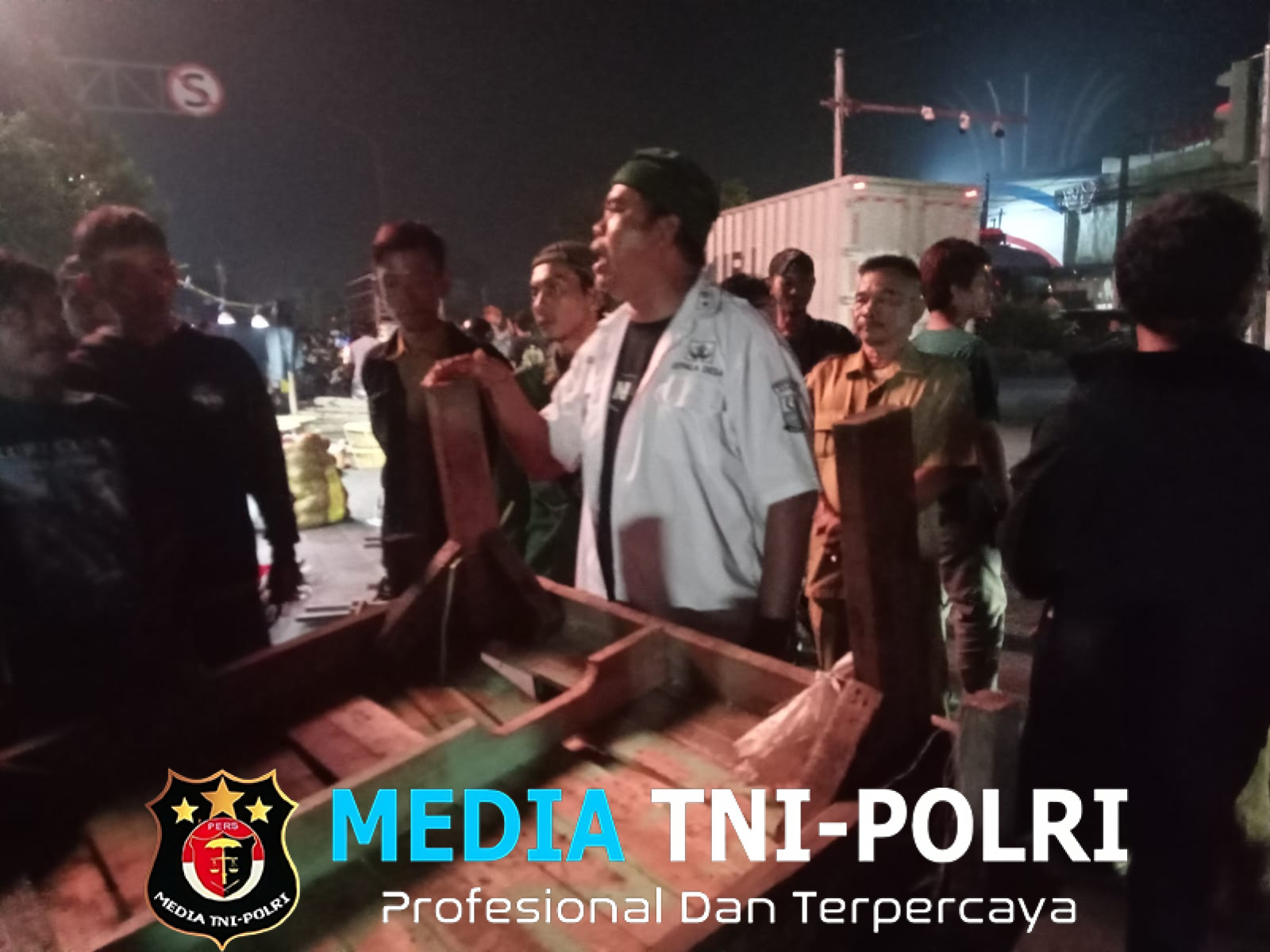 Sosialisasi Kepala Desa Cikarang Kota Terkait Pungutan Liar di Pasar SGC