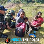 Satgas Yonif 521/DY Mengenal Lebih Dekat Dengan Masyarakat di Distrik Napua