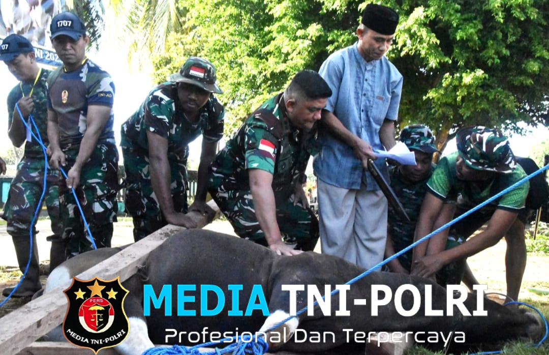 Bakti Sosial TNI, Kurban Idul Adha Dibagikan Kepada Semua Golongan di Merauke