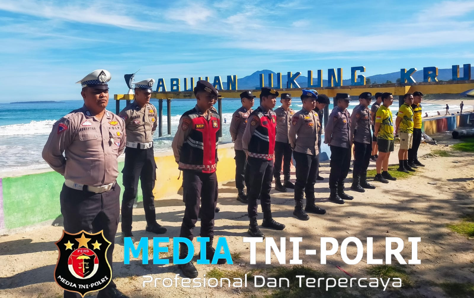 Sambut Krui Pro 2025, Polres Pesisir Barat Siagakan Polisi Turis Multibahasa