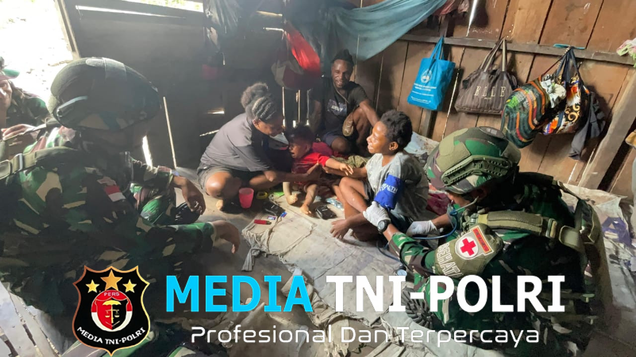 Satgas Yonif 521/DY Berikan Sosialisasi dan Layanan Kesehatan Bagi Warga Distrik Benawa