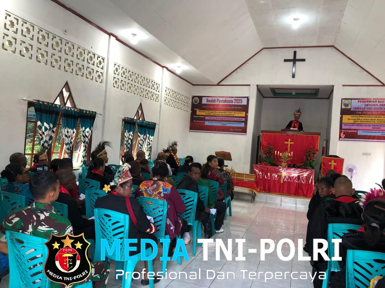 Wujud Toleransi di Tanah Papua, Satgas Yonif 131/Brajasakti Hadiri Peresmian Gereja GKI Eden Yanemyo