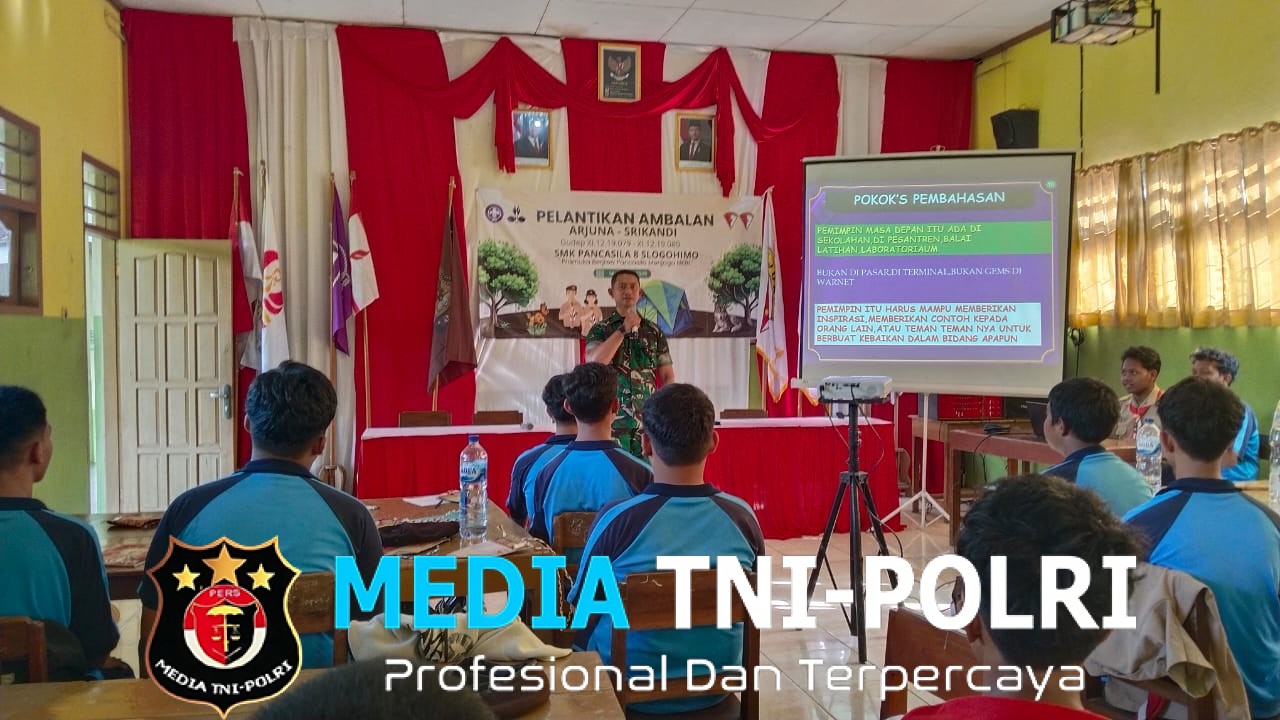 Babinsa koramil Slogohimo Berikan Wasbang Kepada Siswi SMK Pancasila 8