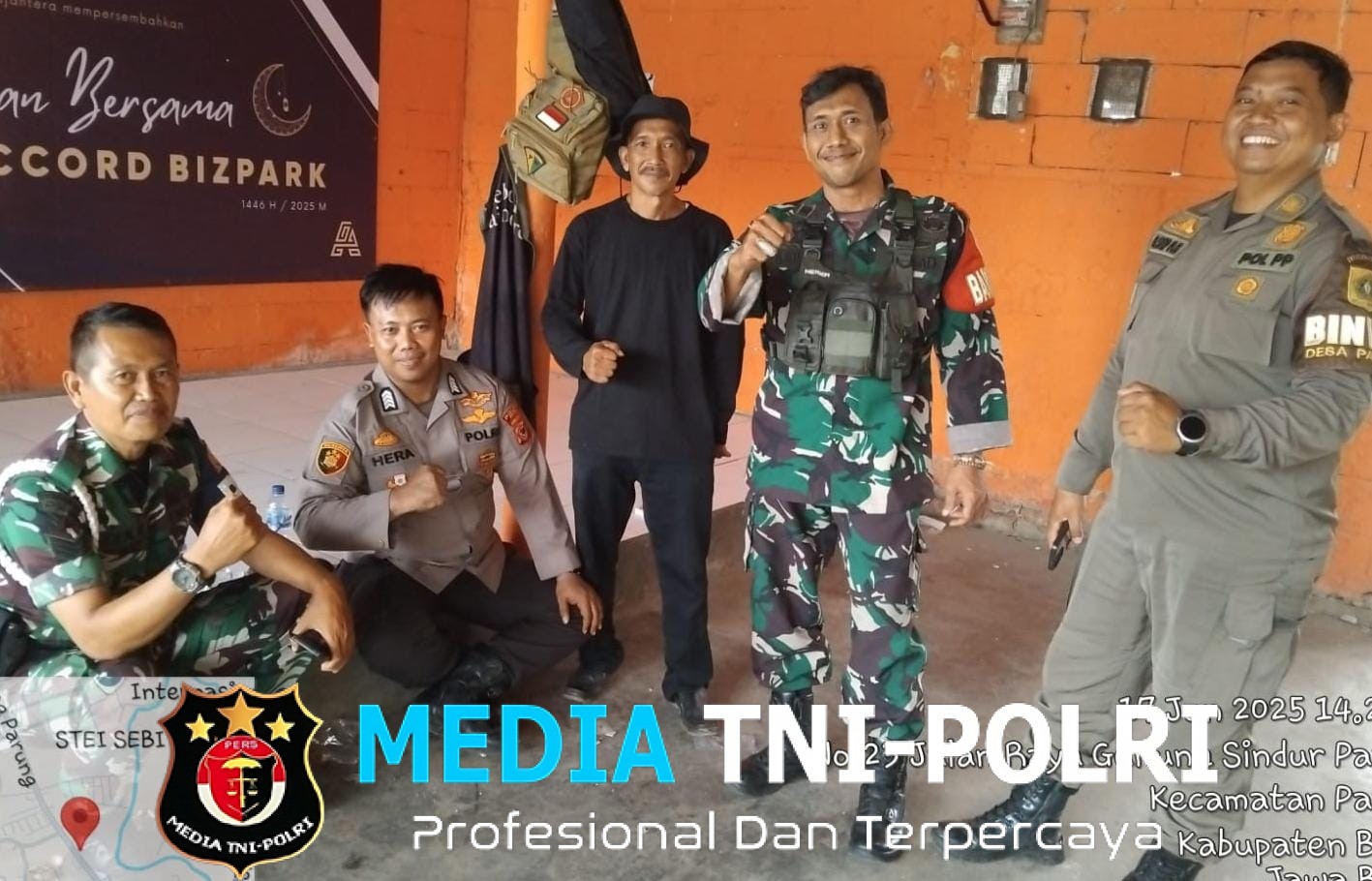 Sinergitas TNI-Polri, Bhabinkamtibmas Polsek Parung Jalin Kedekatan dengan Warga Desa Binaan