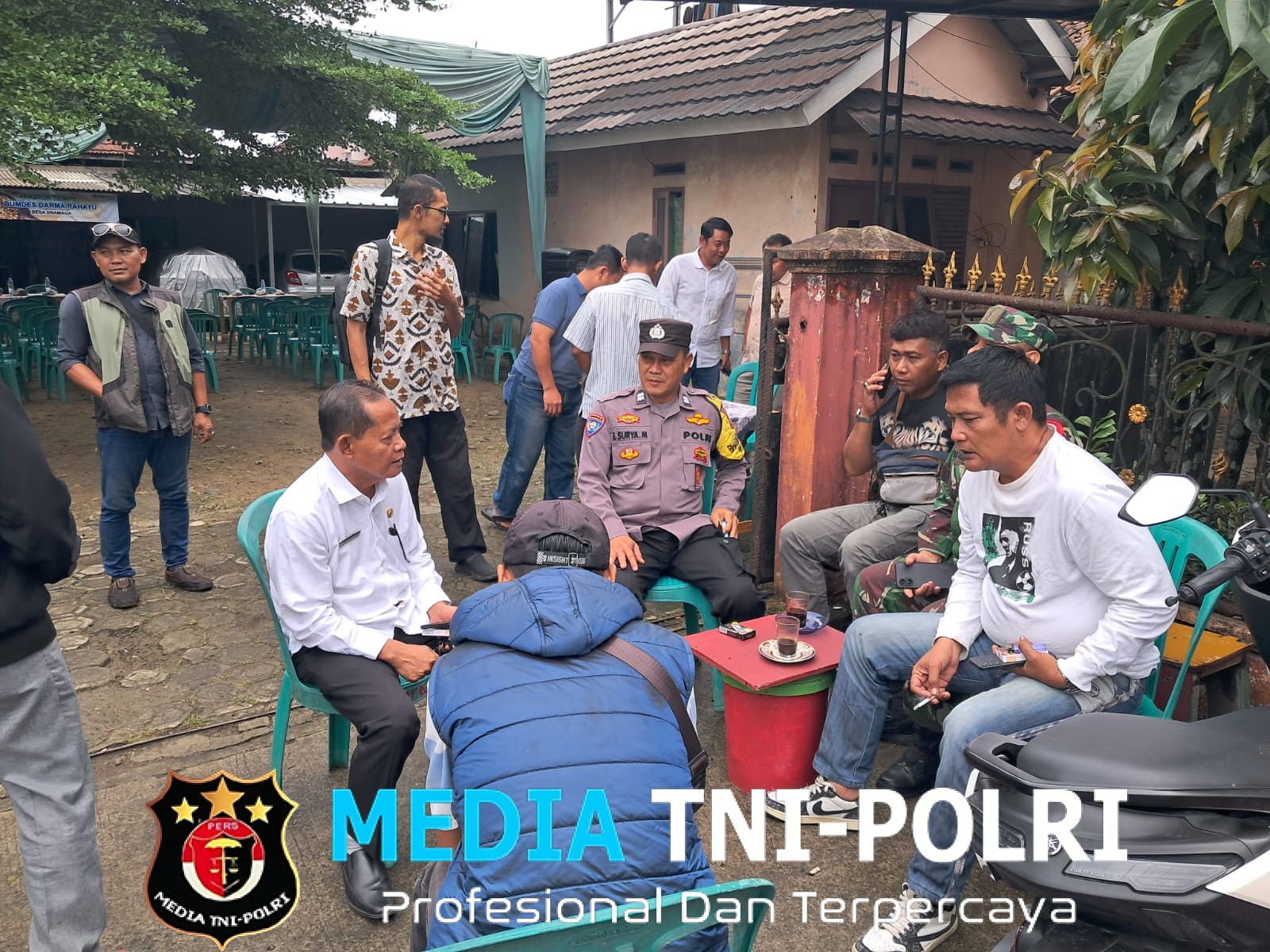 Sinergitas TNI – Polri Laksanakan Cooling System Ke Warga Desa Binaan Ajak Jaga Kamtibmas Yang Kondusif