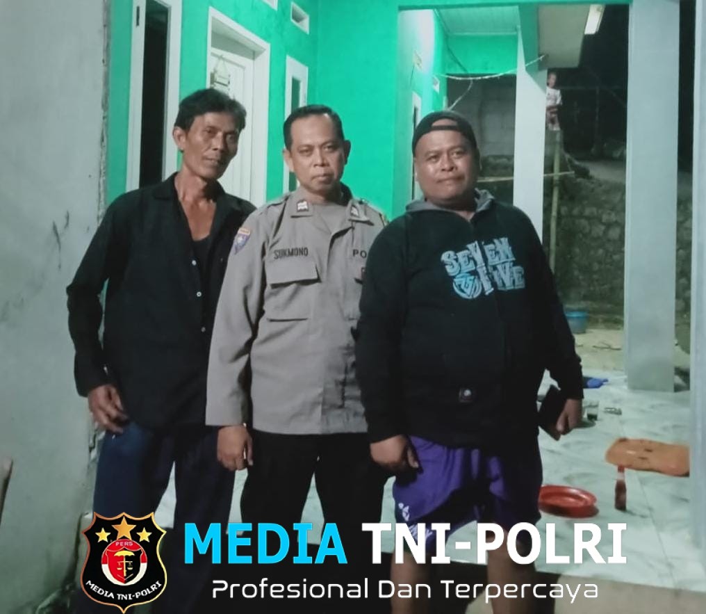 Bhabinkamtibmas Polsek Leuwiliang Sambangi Warga, Pererat Hubungan dan Sampaikan Pesan Kamtibmas