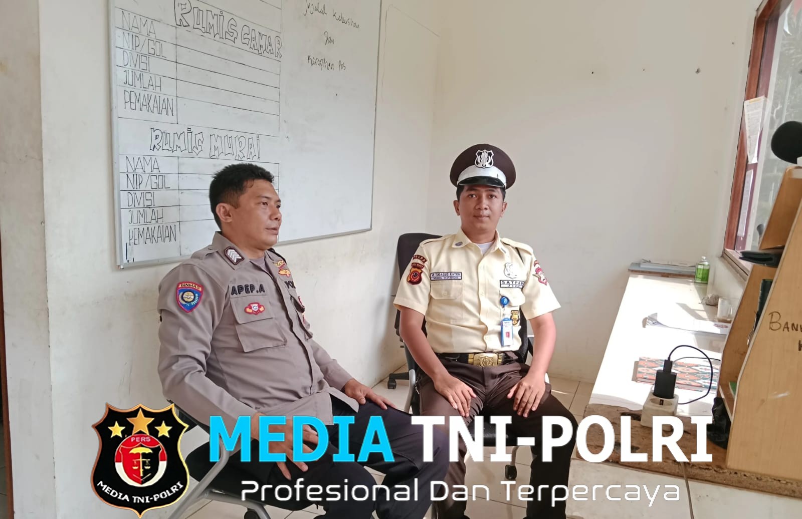 Jalin Komunikasi Bhabinkamtibmas Polsek Cisarua Gelar Sambang Dialogis demi Ciptakan Kamtibmas Kondusif di Desa Citeko