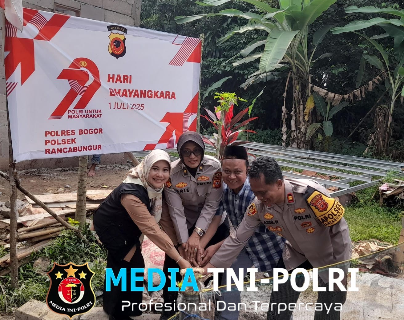 Polres Bogor Laksanakan Bedah Rumah Dalam Rangka HUT Bhayangkara ke-79 DI Rancanungur