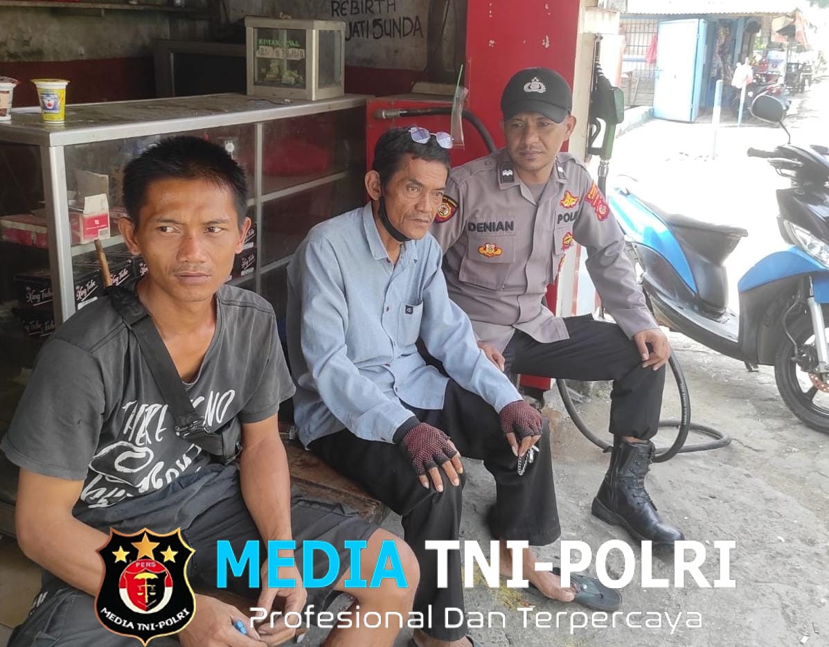 Antisipasi Gangguan Kamtibmas Bhabinkamtibmas Polsek Dramaga Giat Sambang ke Warga Binaan Beri Himbauan Kamtibmas 