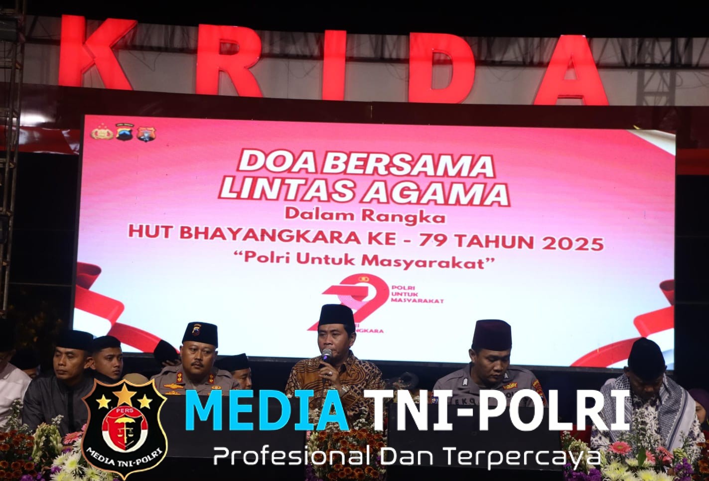 Doa Lintas Agama Polri Untuk Negeri Bersama K.H. Ahmad Anwar Zahid Meriahkan HUT Bhayangkara ke-79 Polres Wonogiri