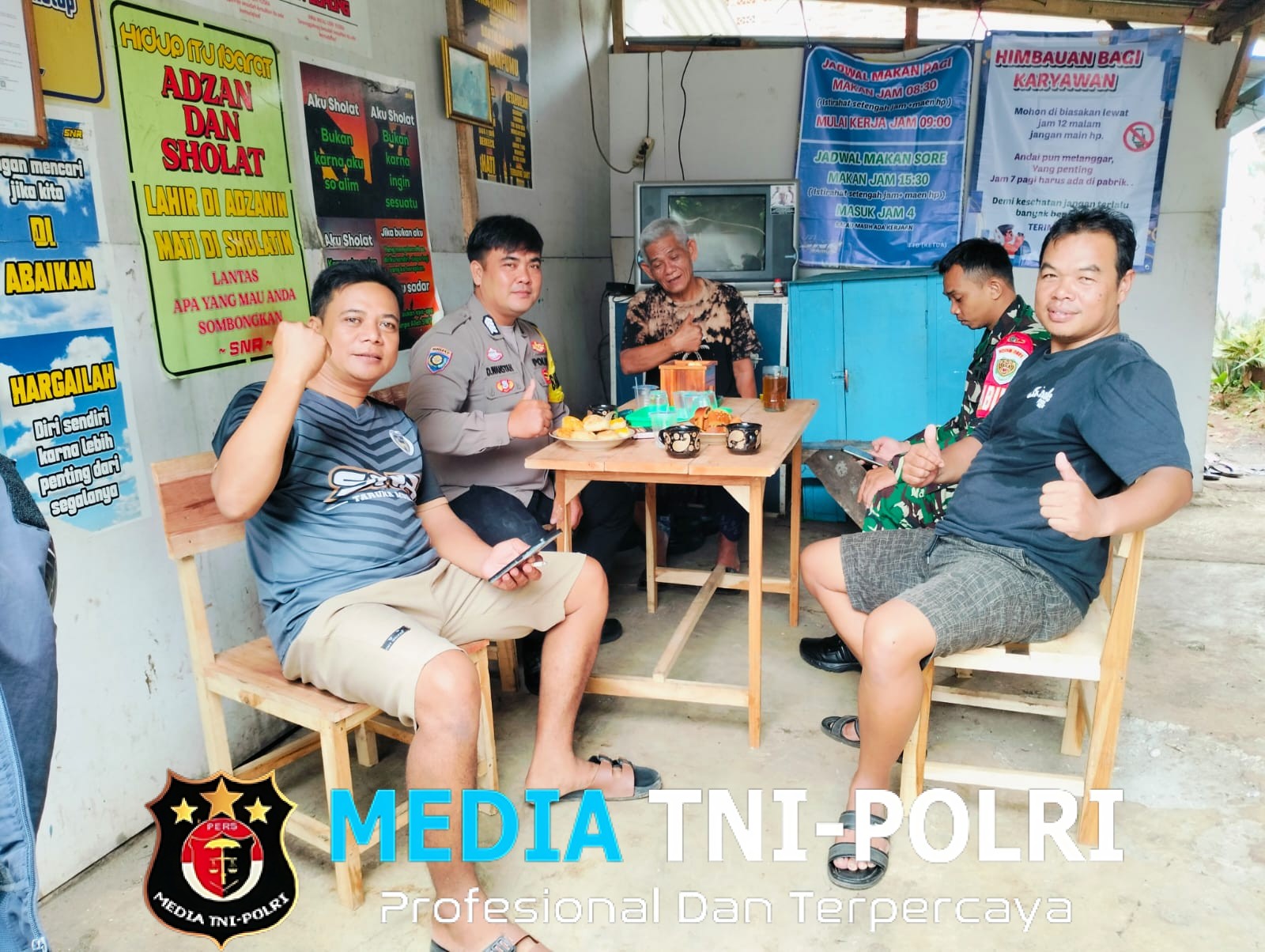 Sinergi TNI-Polri, Bhabinkamtibmas Polsek Parung dan Babinsa Sambangi Warga Binaan untuk Jaga Kamtibmas