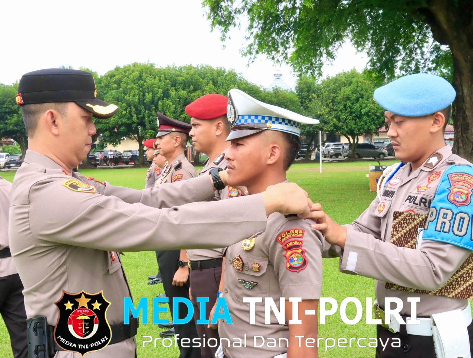 Kapolres Lampung Tengah Pimpin Upacara Korp Raport Kenaikan Pangkat 59 Personel