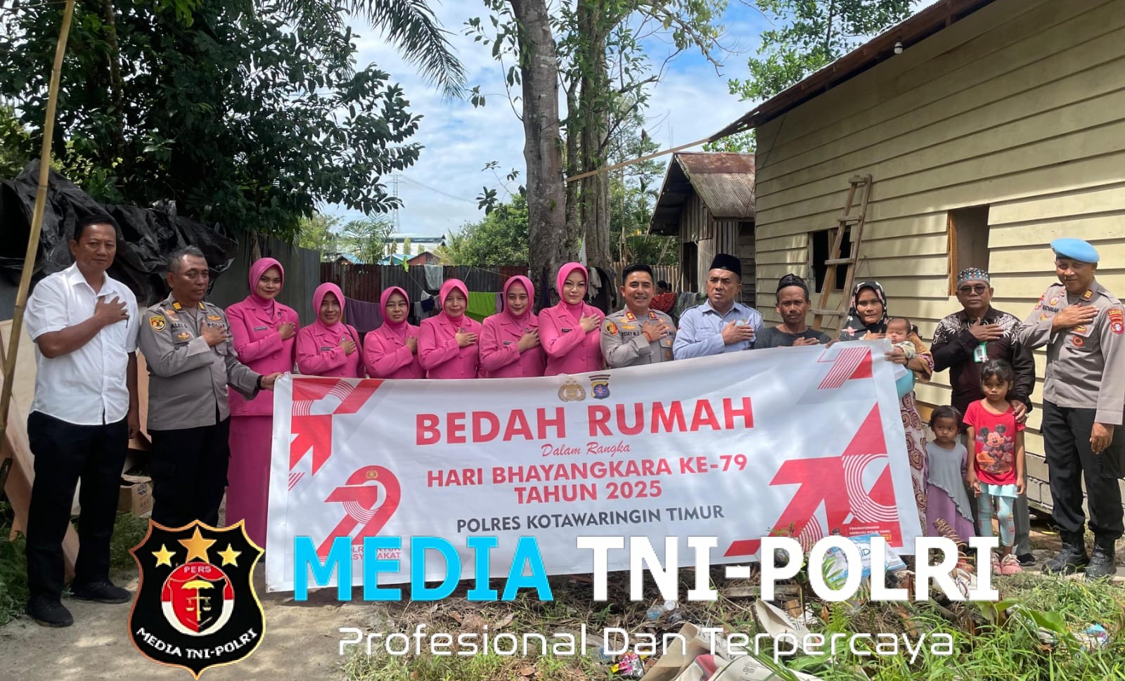 Kapolres Kotim Tinjau Bedah Rumah Pensiunan Polri dan Masyarakat dalam Rangkian HUT Bhayangkara 2025.
