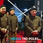 Gelar Wayang Kulit Amartha Binangun, Kapolri Sempat Berduet dengan Ketua MA