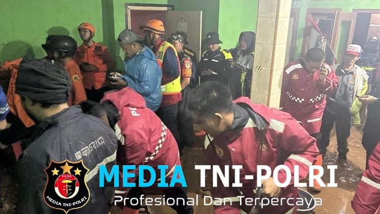 Polres Bogor Gelar Patroli KRYD dan Evakuasi Korban Longsor di Megamendung dan Cisarua