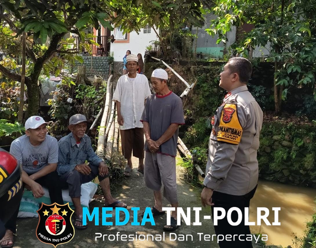 Cegah Bencana Alam, Bhabinkamtibmas Polsek Ciawi Ajak Masyarakat Jaga Kebersihan dan Tertib Aturan