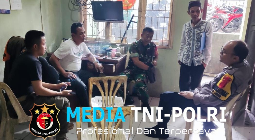 Giat Sinergitas TNI-Polri, Bhabinkamtibmas dan Babinsa Sambangi Wilayah Desa Caringin
