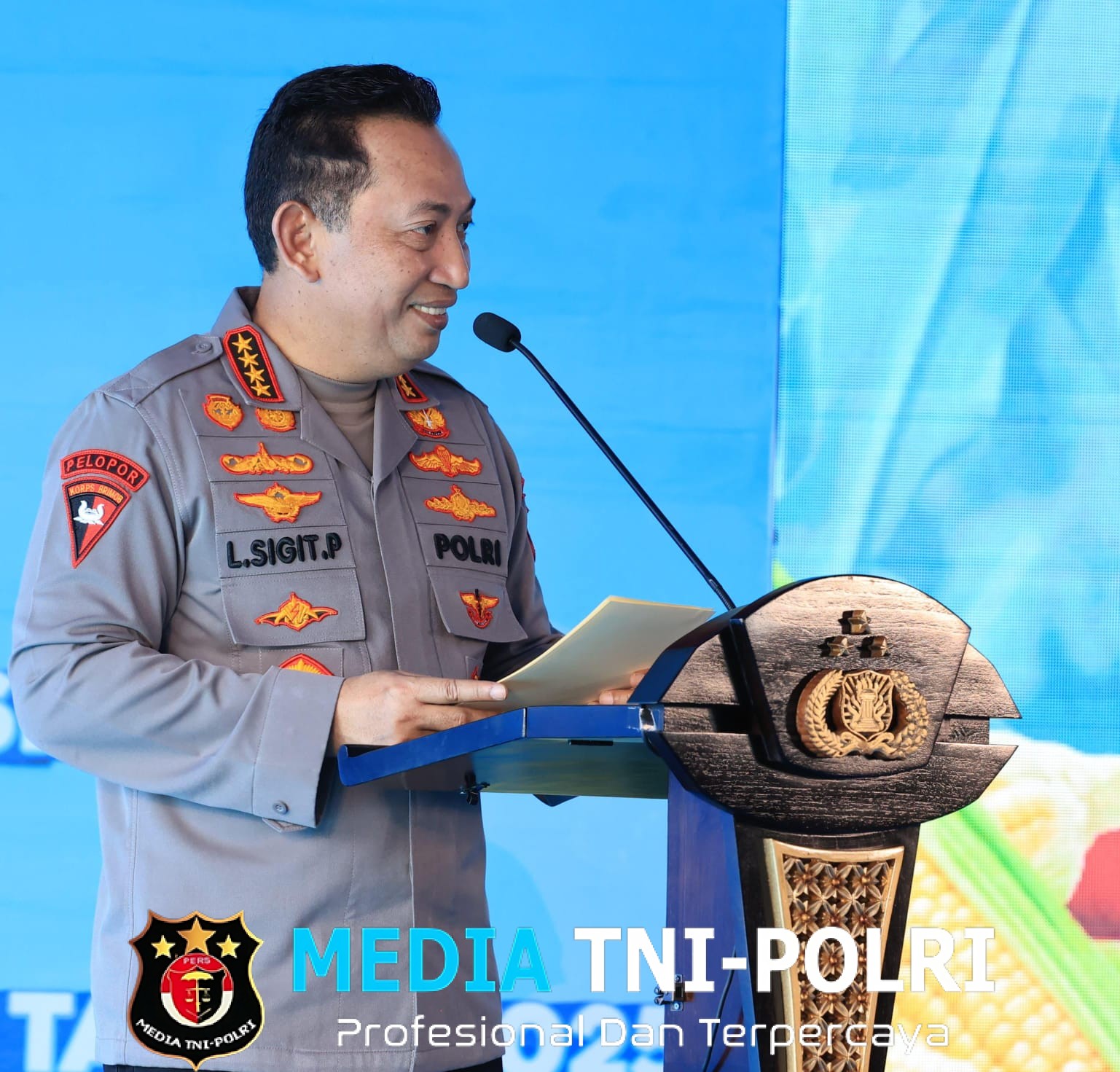 Kapolri Tegaskan Komitmen Polri Dukung Ketahanan Pangan Lewat Penanaman Jagung Serentak di Grobogan