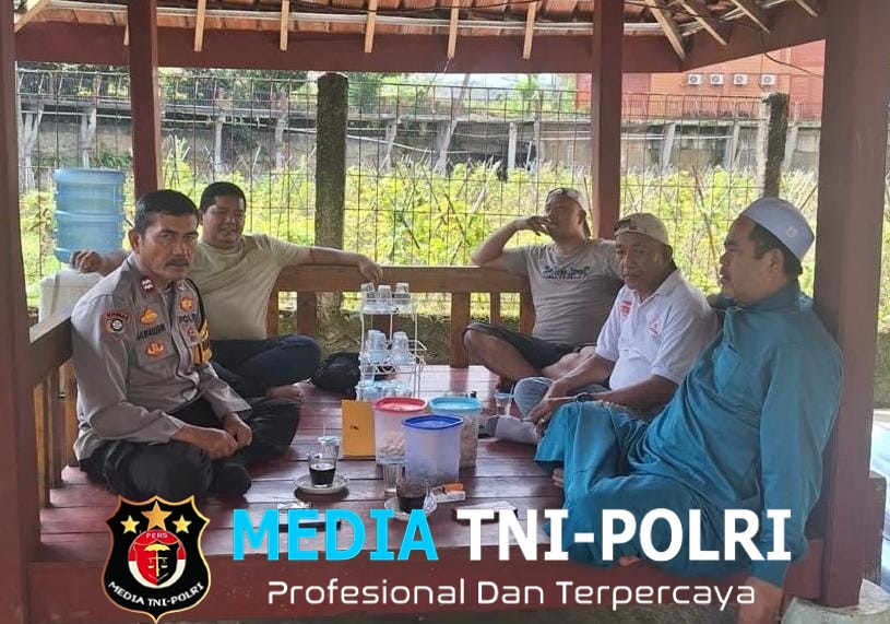 Dekatkan Diri ke Tokoh Agama dan Warga, Bhabinkamtibmas Ciawi Gencarkan Sambang Kamtibmas