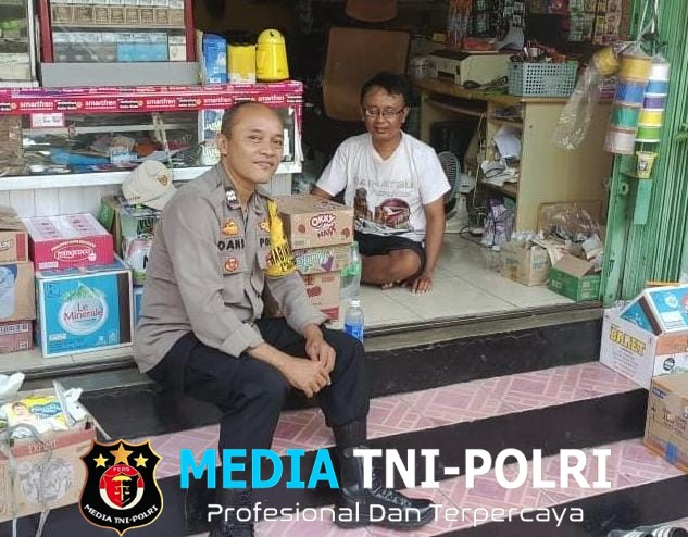 Tingkatkan Sinergitas dengan Warga di Desa Cikarawang Sambangi Warga Pastikan Aman Kondusif 