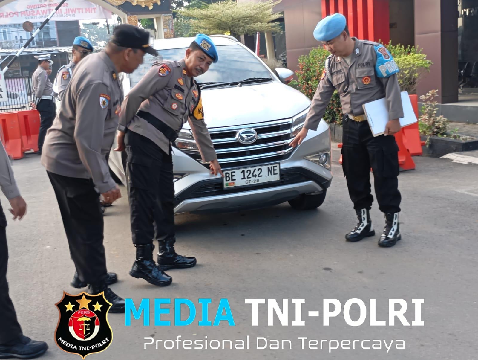 Penertiban personel Polres Lampung Timur dalam Rangka Operasi Patuh Krakatau 2025
