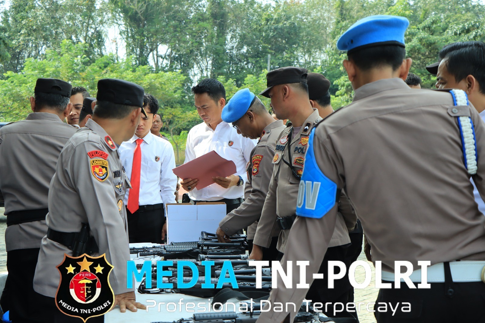 Pastikan Kesiapsiagaan Personil, Kapolres Tulang Bawang Barat Laksanakan Pengecekan Randis dan Senpi