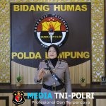 Polisi Lakukan Autopsi Mayat Anonim Dipinggir Pantai Tanggamus