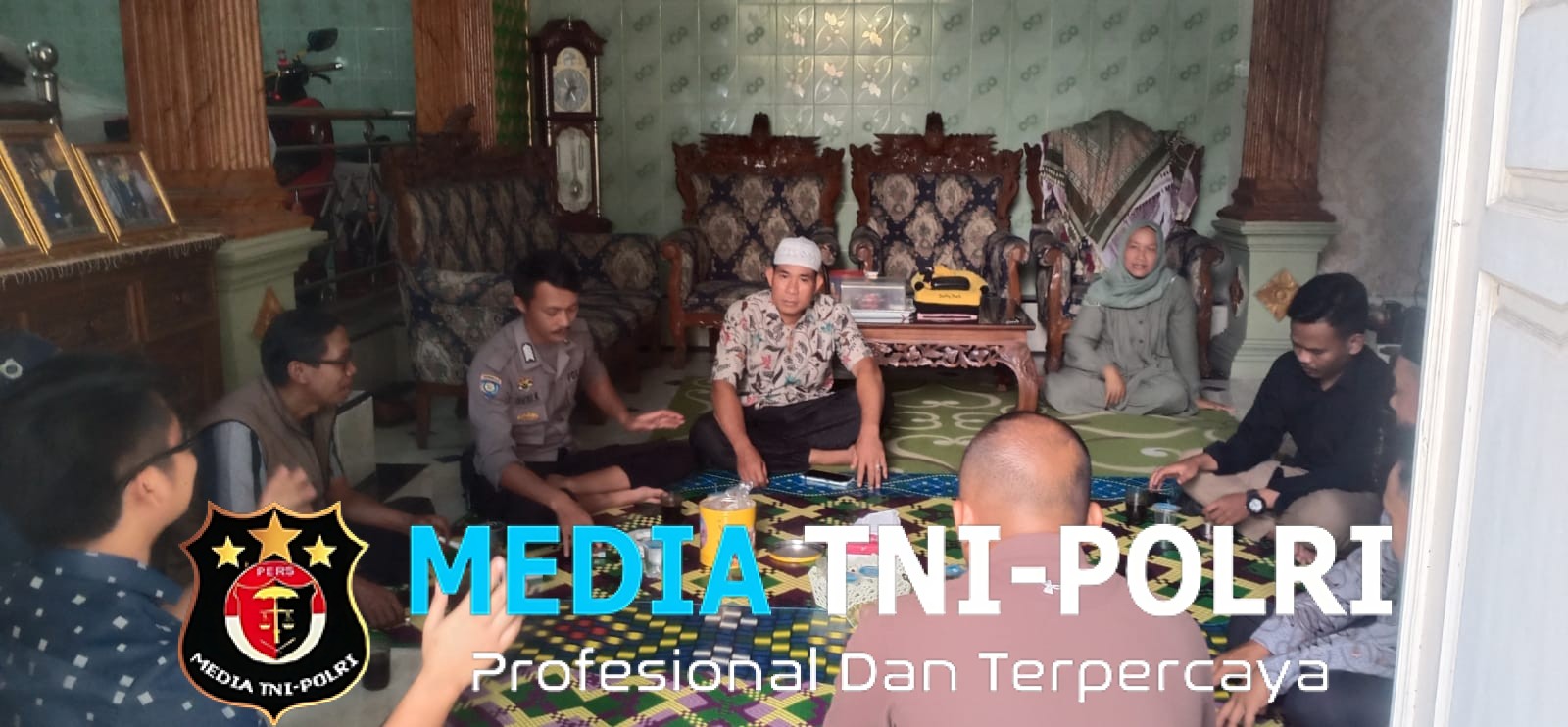Patroli Rutin Ditingkatkan Bhabinkamtibmas Polsek Leuwiliang kontrol sambang Warga dalam rangka Harkamtibmas 