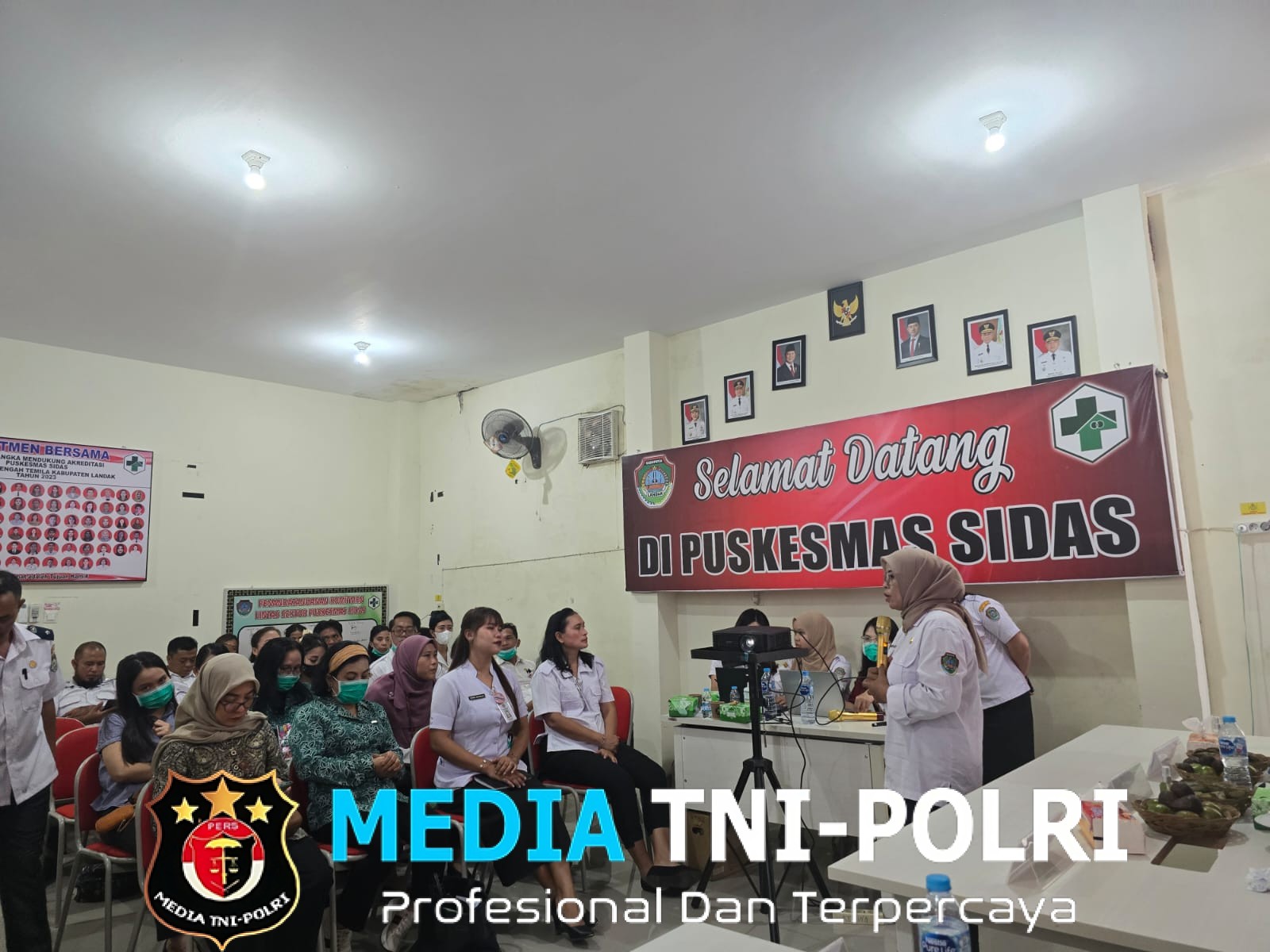 Kapolsek Sengah Temila Hadiri Lokakarya Mini Lintas Sektor Puskesmas Sidas Tahun 2025, Dukung Komitmen Bersama Tingkatkan Pelayanan Kesehatan