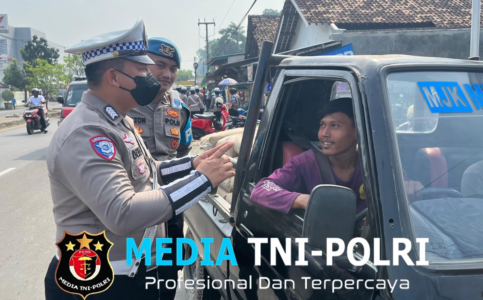 Hari ke 3 Ops Patuh Maung 2025, Ditlantas Polda Banten Lakukan Teguran Hingga Tilang di Tempat