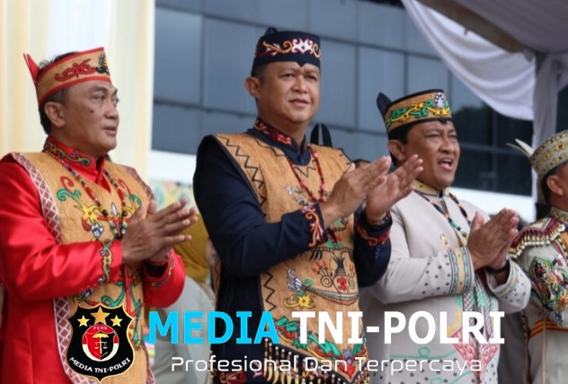 Kapolda Kalteng Hadiri Upacara HUT Kota Palangka Raya Ke-68 dan Pemkot Ke-60