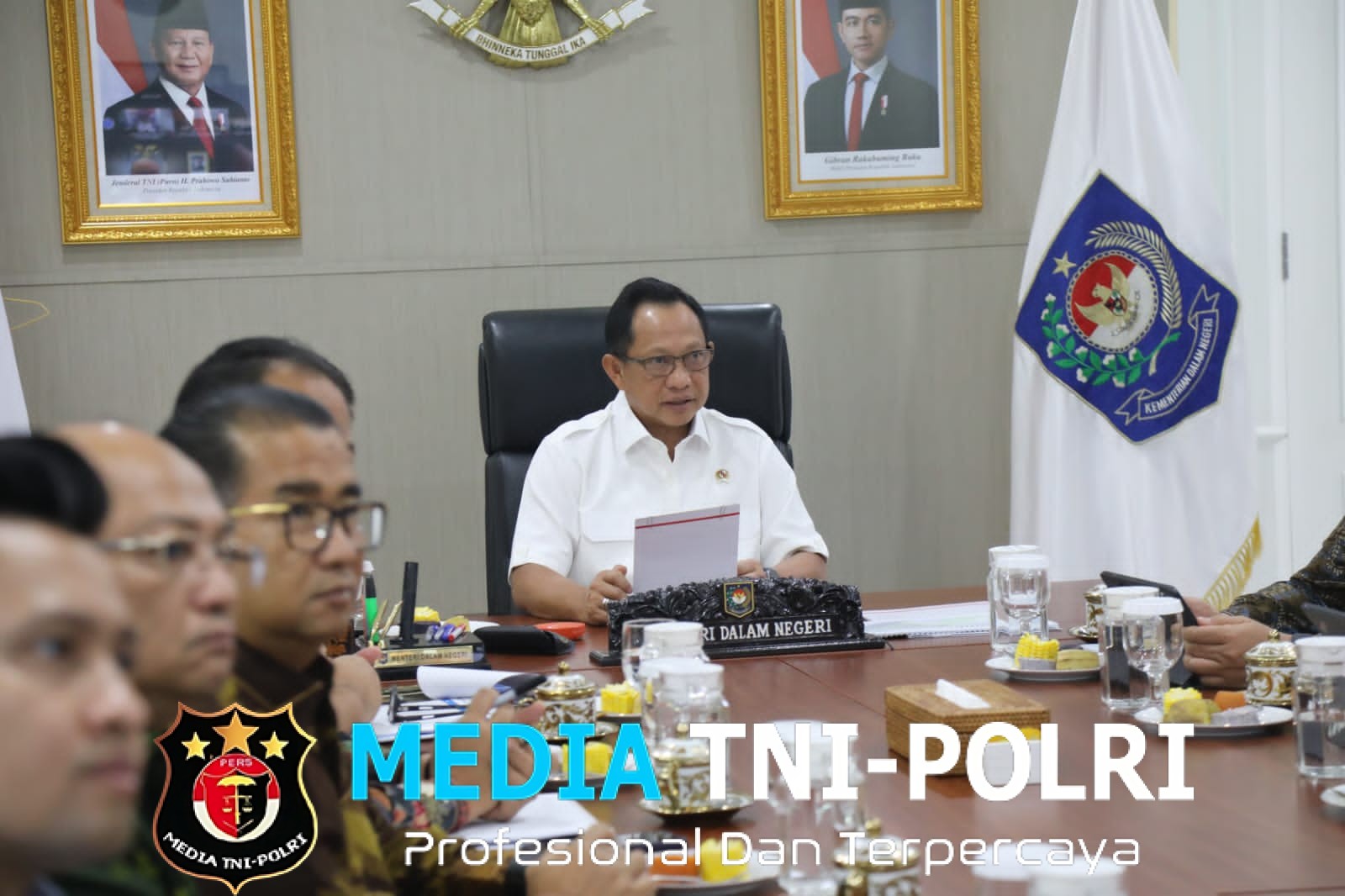 Mendagri Minta Kepala Daerah Hadir dan Simak Arahan Presiden saat Launching Kopdeskel Merah Putih