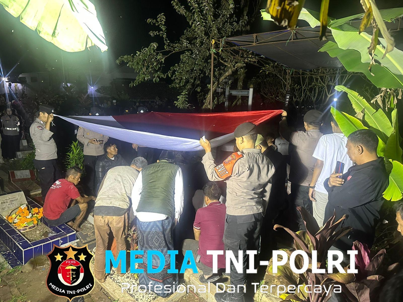 Gugur Saat Menjalankan Tugas, Bripka Cecep diberikan Kenaikan Pangkat Luar Biasa Anumerta