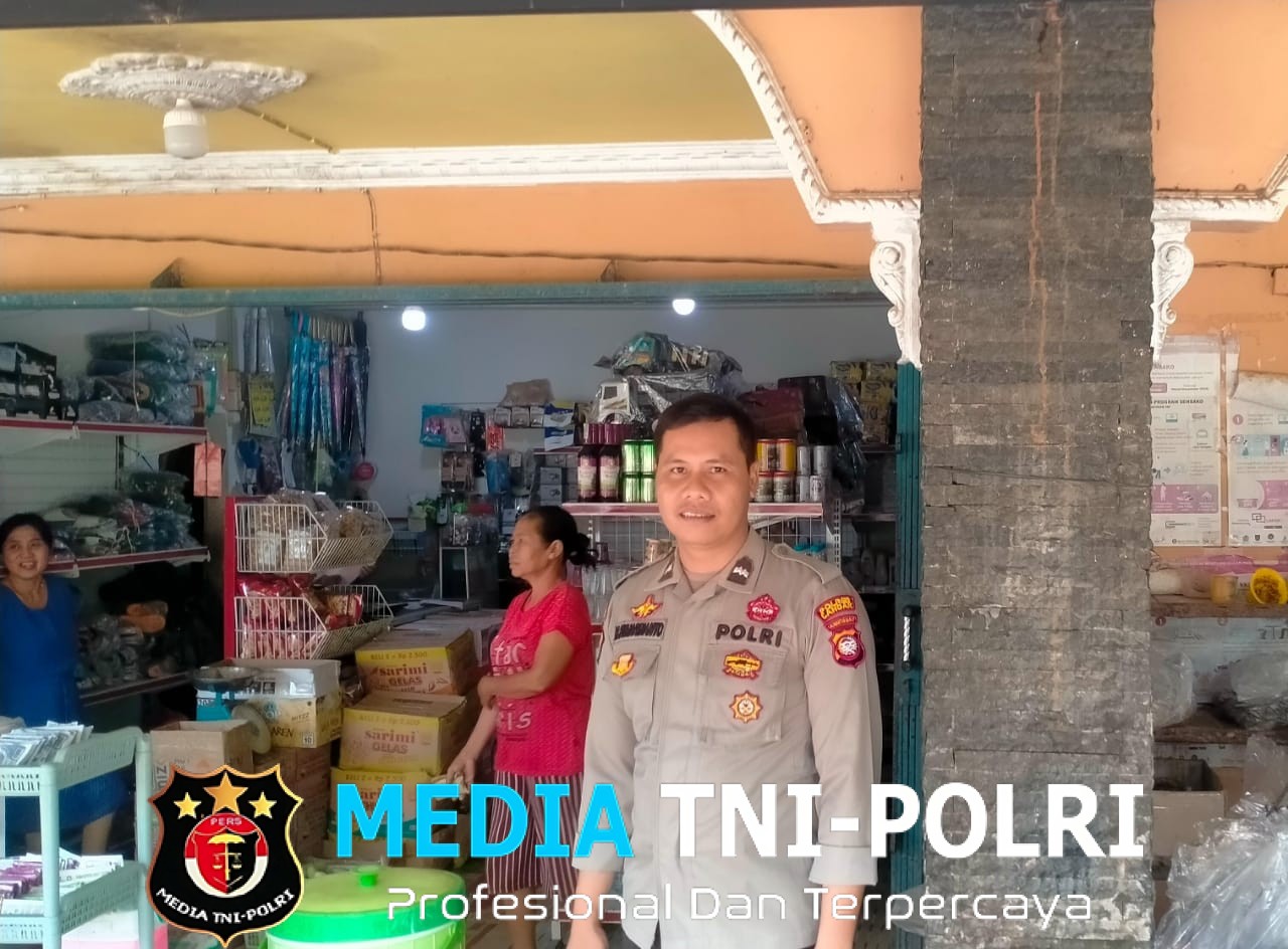 Dekatkan Diri dengan Warga, Kapolsek Sebangki Sambangi Masyarakat di Wilayah Binaan