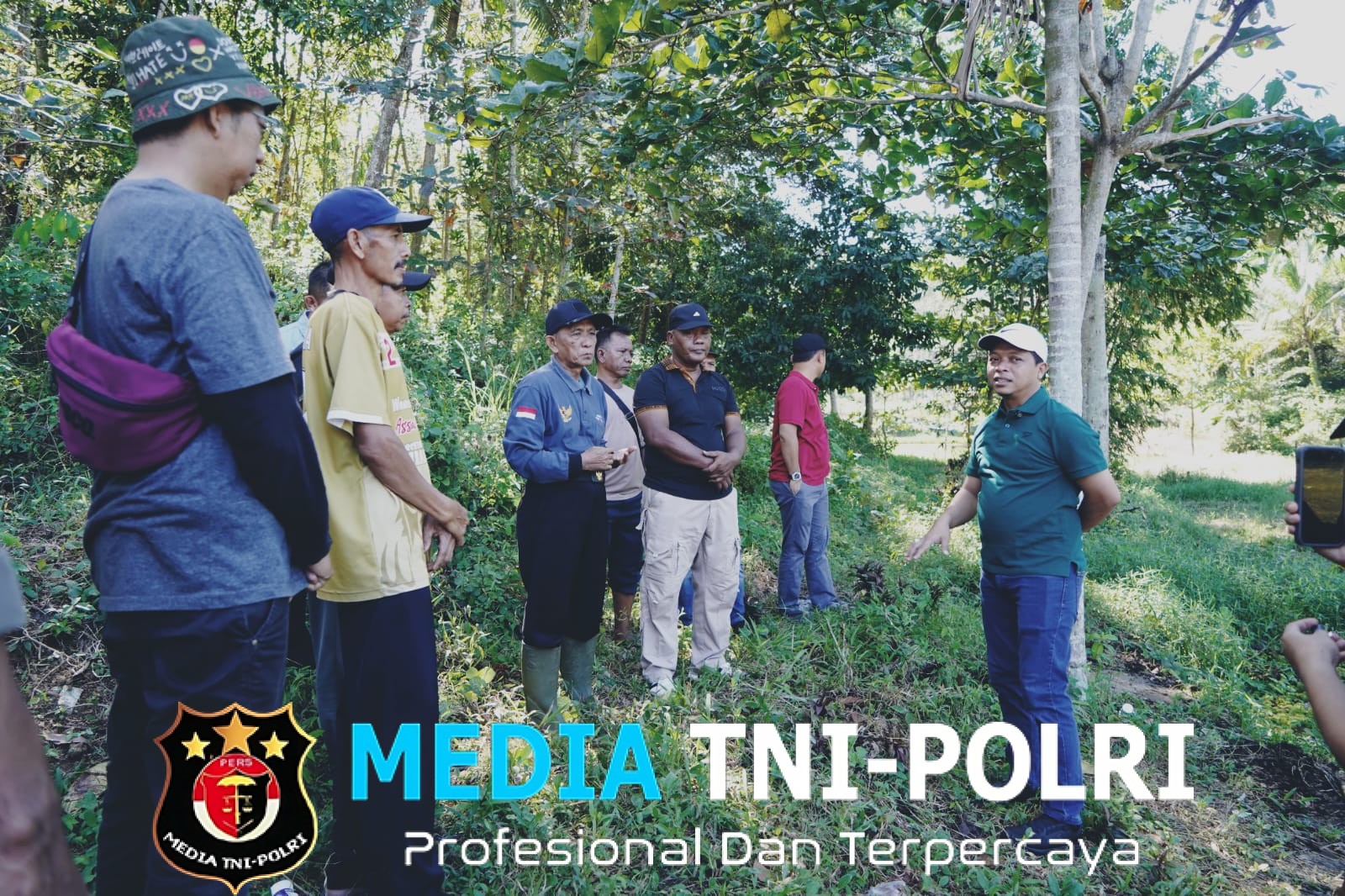 Bupati Pringsewu Riyanto Pamungkas Tinjau Gotongroyong Bersihkan Embung Ngudi Rukun Sukoharjo I