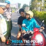 Pelanggar Lalu Lintas ini Berterima Kasih Pada Polisi Satgas Operasi Patuh Polda Jateng Kedepankan Pembinaan Simpatik