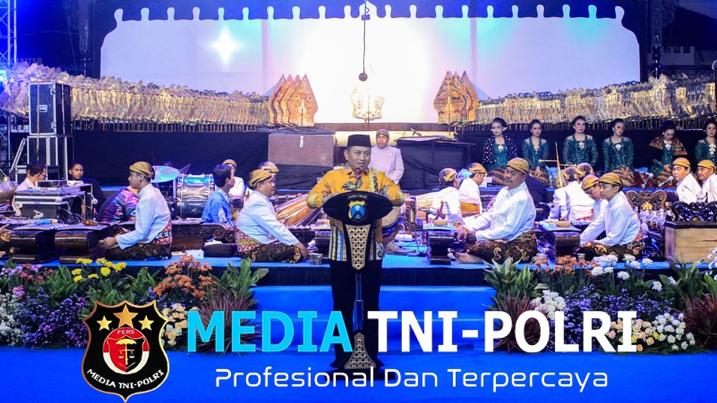 Pagelaran Wayang Kulit Meriahkan Hari Bhayangkara ke-79, Polres Malang Ajak Masyarakat Lestarikan Budaya