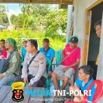 Personil Polsek Mempawah Hulu Sapa Warga untuk Jaga Kamtibmas