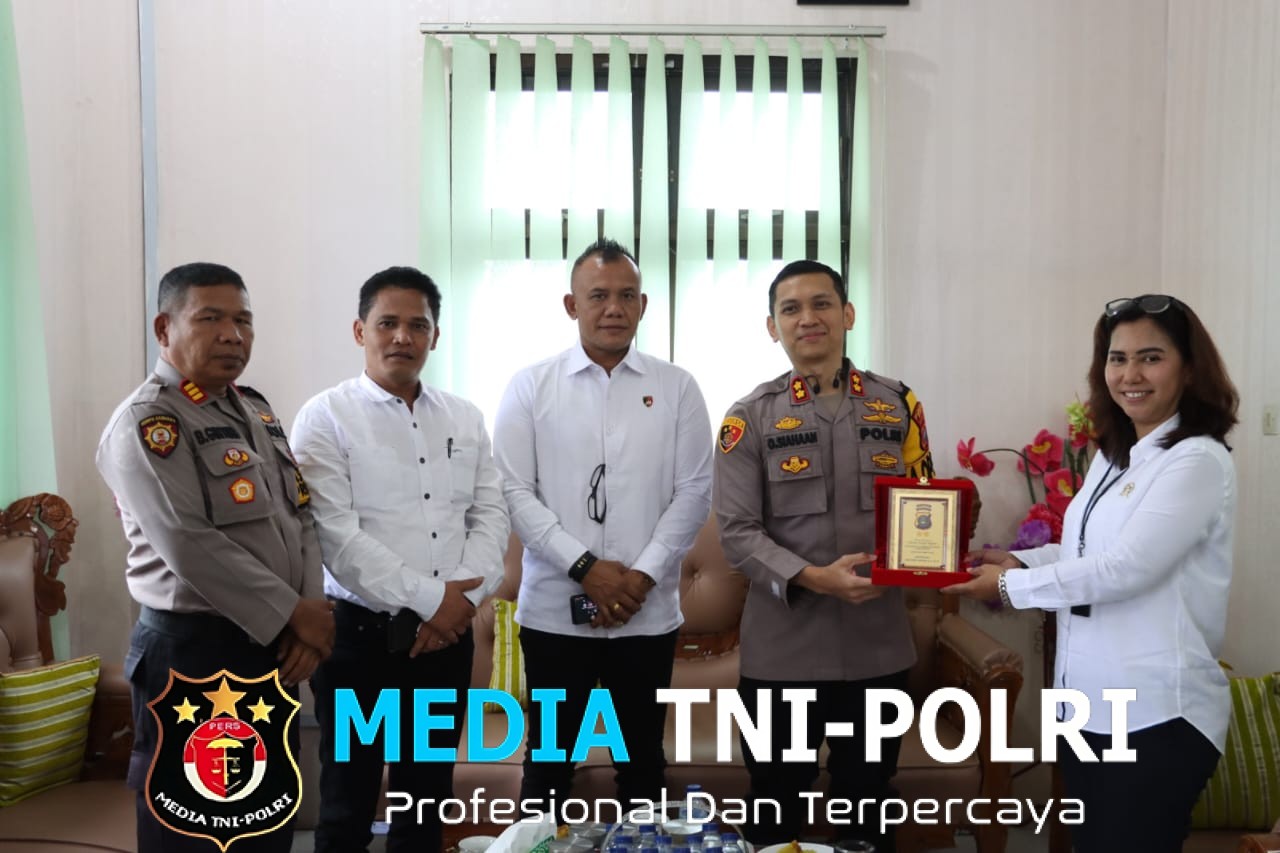 Pererat Sinergi Antara Lembaga Penegak Hukum, Kapolres Dairi Lakukan Silaturahmi Ke Ketua Pengadilan Negeri Sidikalang