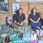 Jaga Kamtibmas Tetap Kondusif Bhabinkamtibmas Polsek Tamansari Sambangi Tokoh Masyarakat Desa Sukaluyu