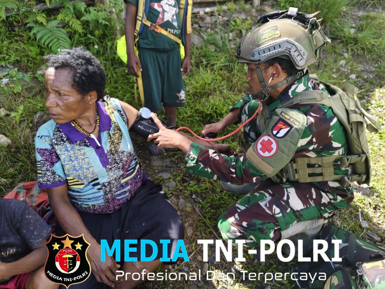 Satgas TNI Buka Pintu Kemanusiaan di Ujung Negeri, Layani Warga dengan Pelayanan Kesehatan Gratis