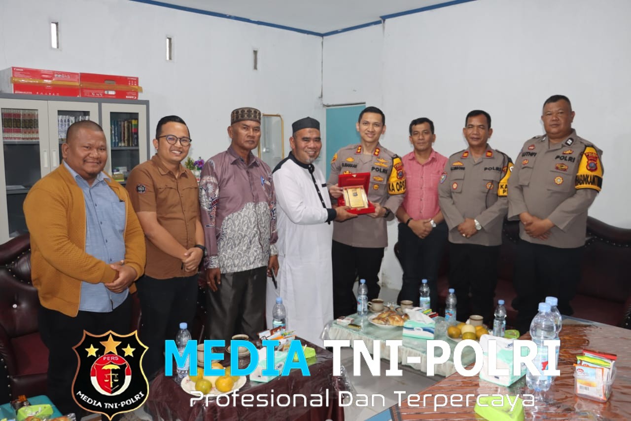 Pererat Sinergitas, Kapolres Dairi Gelar Silaturahmi dan Ramah Tamah Bersama Ketua MUI Kabupaten Dairi