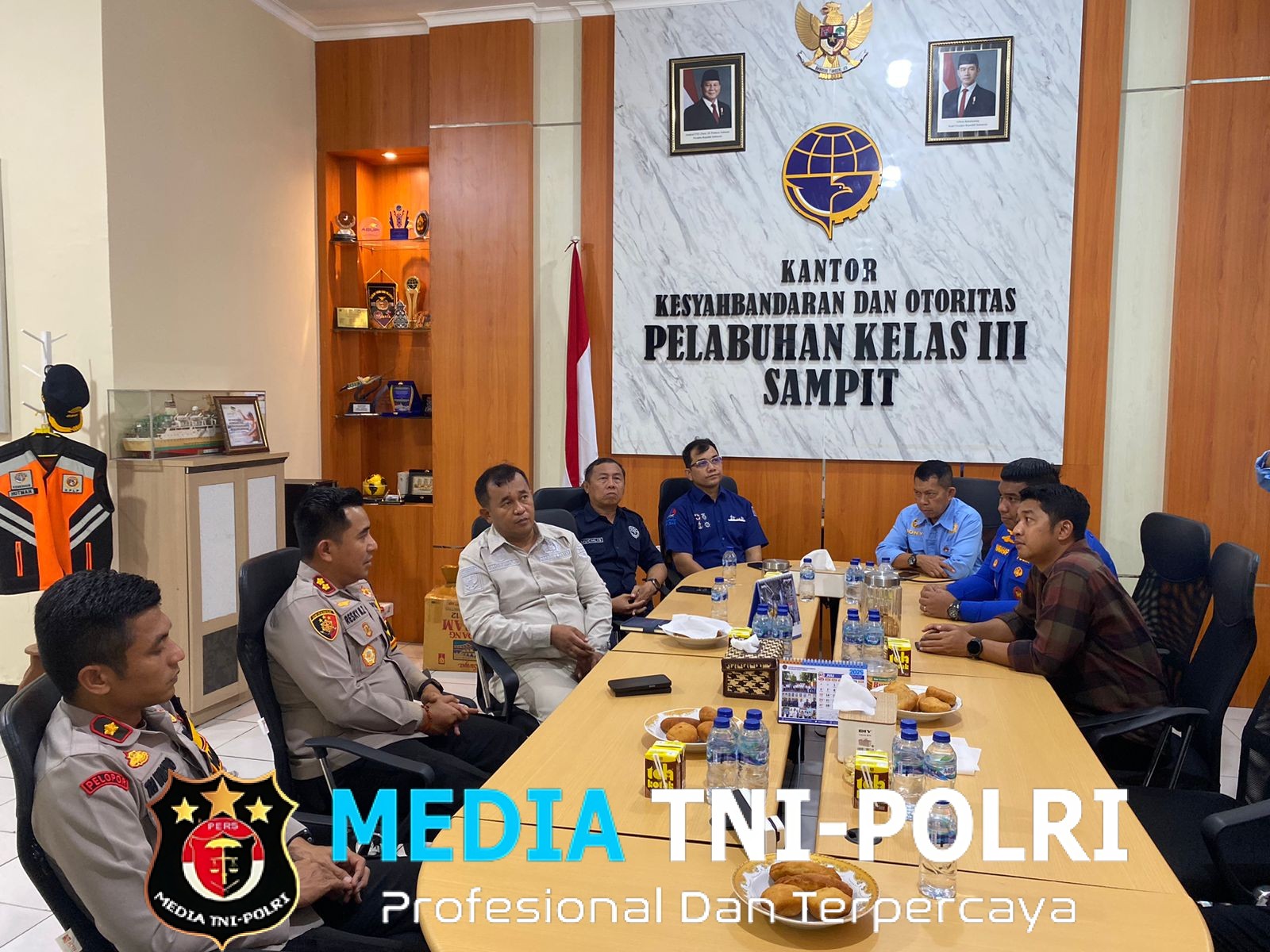 Kapolres Kotim Silaturahmi Ke Kantor Kesyahbandaran Dan Otoritas Pelabuhan Kelas lll Sampit
