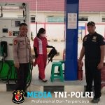 Patroli Sambil Ngobrol, Polsek Sengah Temila Dekatkan Diri dengan Warga
