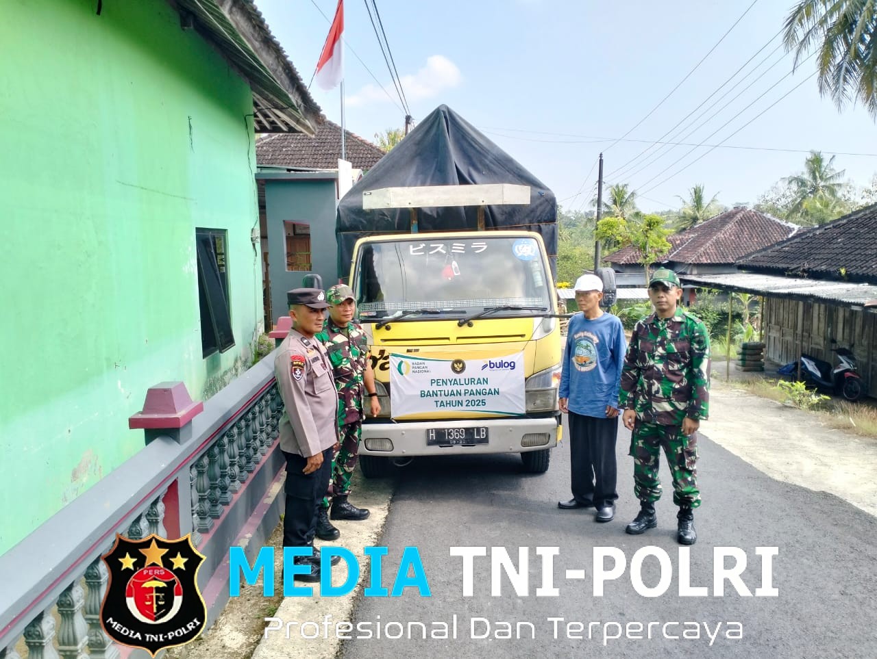 Penyaluran Bantuan Pangan di Jatiroto Berjalan Aman dan Lancar