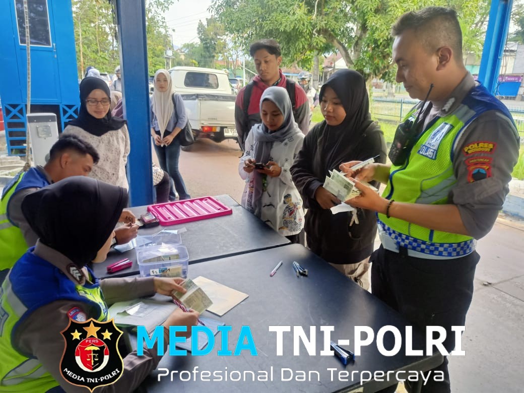 Polres Wonogiri Tilang Puluhan Pelanggar di Jembatan Timbang Nambangan